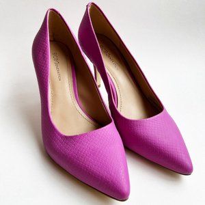BCBGeneration Faux Snakeskin Pumps in Fuschia